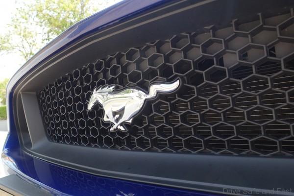 Ford-Mustang-GT-24