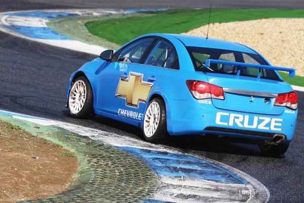 4.11.2008 - New Chevrolet CRUZE - WTCC 2009 - Testing at Estoril, Portugal. ©Photo: CHEVROLET / Carlos Matos