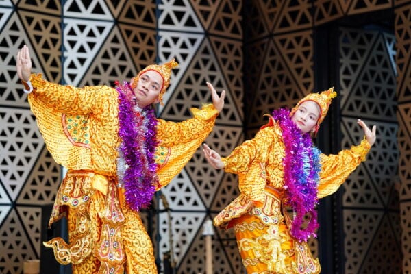ミャンマー多民族祭り