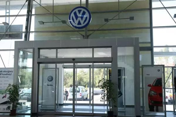 Bodrum Otomatik Fotoselli Kapı