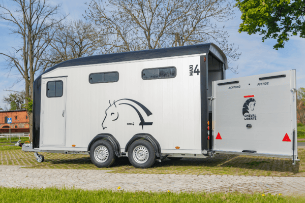 Van Cheval Liberté – Maxi 4 Noir en oblique – Image 3