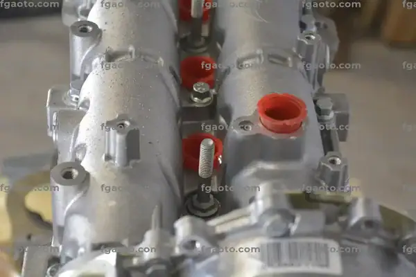 A13DT 1.3 Multijet sandık motor silindir kapağı ve valf mekanizması detay çekimi