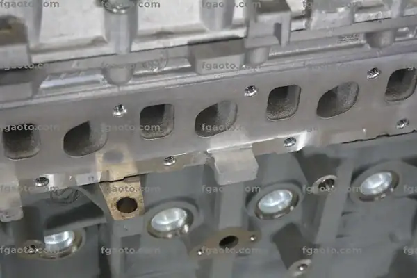 A13DT 1.3 Multijet sandık motor silindir kapağı ve valf mekanizması detay çekimi