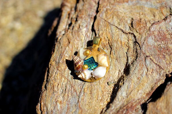médaillon "trésor de l'océan" - bijoux galatée merveilles - médaillon de sirène - bijoux de sirène - colliers de sirènes - bijoux coquillage - bijoux fantaisies