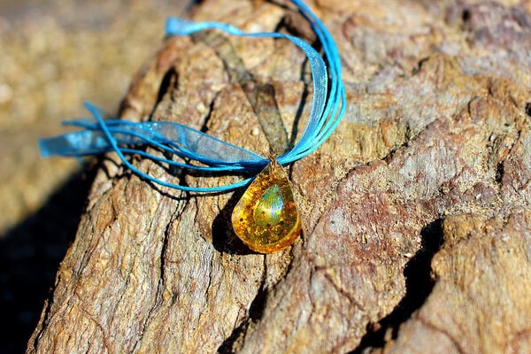 Pendentif "Ecaille d'or" - bijoux galatée merveilles - pendentif de sirène - bijoux de sirène - bijoux coquillage - bijoux fantaisies - colliers de sirène