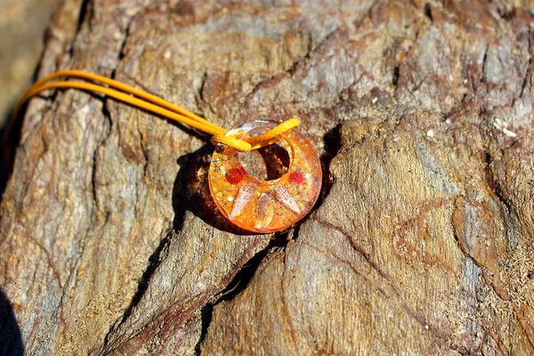 Pendentif "Anneau de soleil" - bijoux galatée merveilles - pendentif de sirène - bijoux de sirène - bijoux coquillage - bijoux fantaisies - colliers de sirène