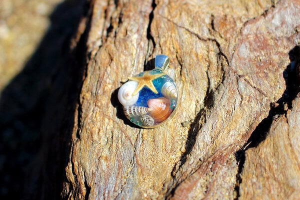 médaillon "Blue" - bijoux galatée merveilles - médaillon de sirène - pendentif de sirène - bijoux de sirène - flacon de sirène - bijoux de coquillage - bijoux fantaisies - colliers de sirène