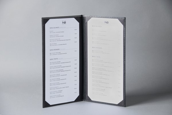 portamenu personalizado para hostelería en diferentes formatos y acabados