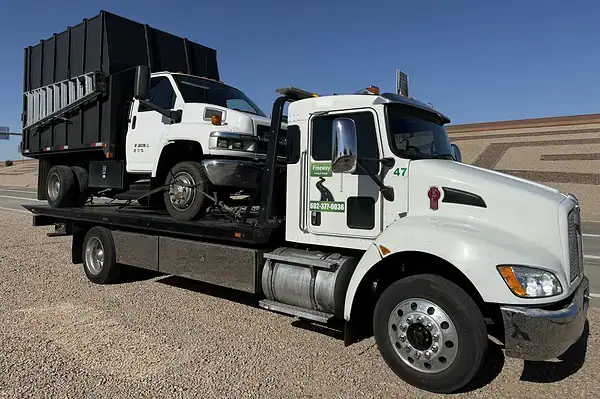Emergency towing services in Peoria, Glendale, and Surprise - Freeway Towing & Storage