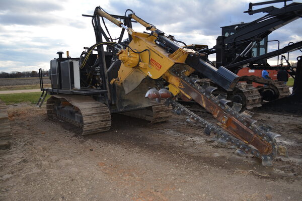Wolfe 7000 Chain Trencher - Image 3