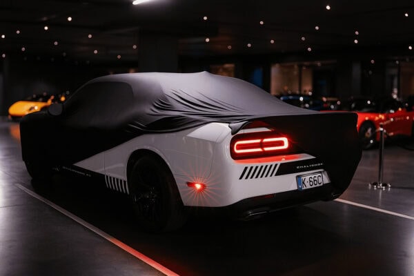 Aston Martin DBS Elastyczny pokrowiec do użytku wewnętrznego Elastic Exclusive - obrazek 10