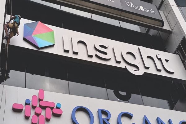 commercial building 3D signs