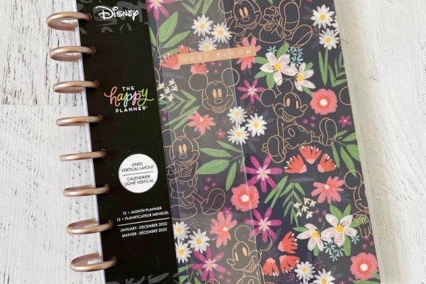 upclose of front of Disney Happy Planner