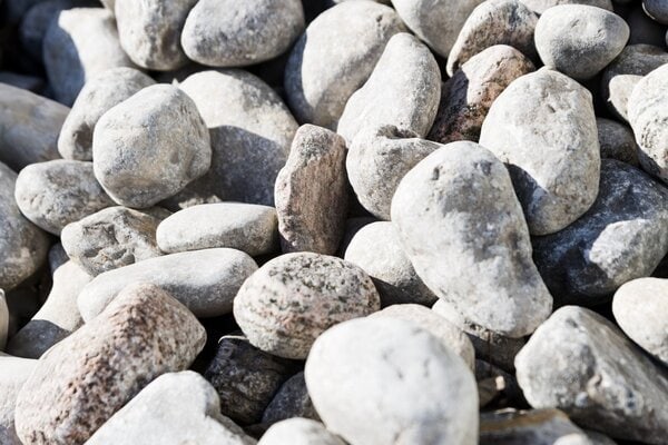 River Stone (2-4")