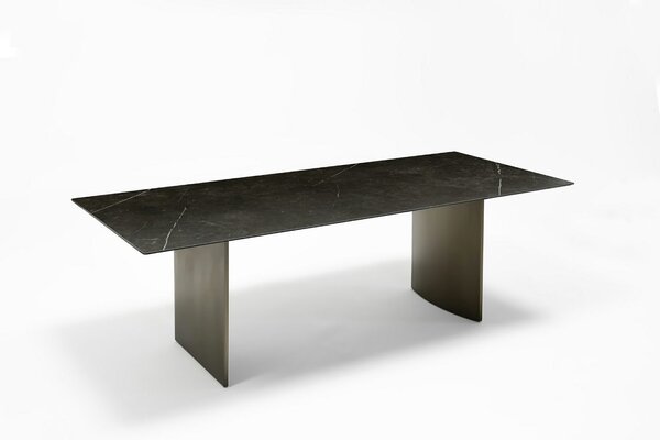 Miel Dining Table
