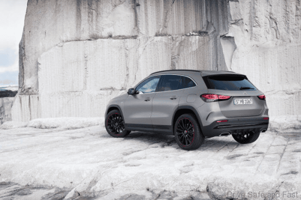 Mercedes-Benz GLA Rear