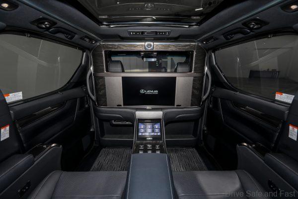 2021 Lexus LM 350 rear passenger compartment