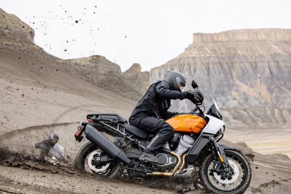 Harley Davidson Pan America_mud