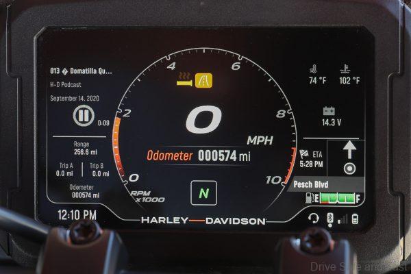 Harley Davidson Pan America_meter cluster