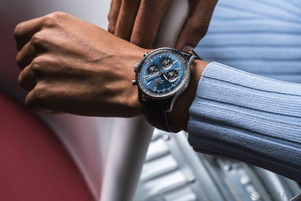 Breitling Navitimer B01 Chronograph 41_blue dial and black alligator strap_Ref. AB0139241C1P1_RGB
