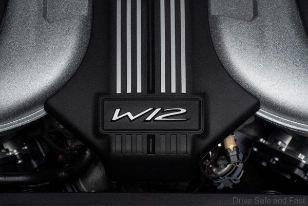 Bentley Flying Spur_W12 engine