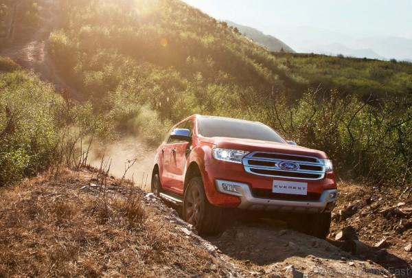 New Ford Everest-Track