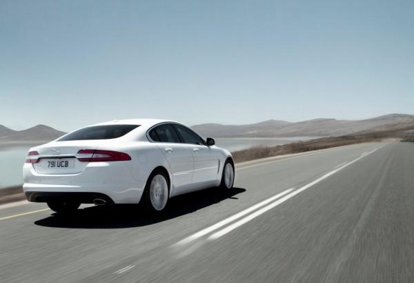 Jaguar-XF_3