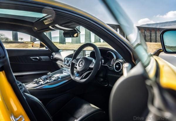 mercedes-amg_gt_s_2