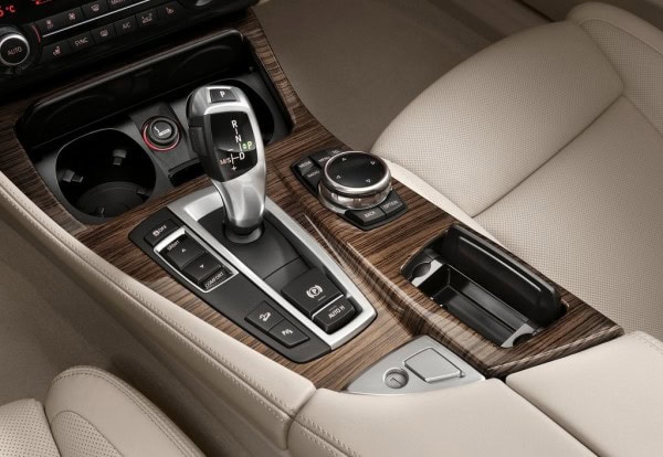 BMW-5-Series_2014_1024x768_wallpaper_71