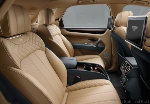 Bentley-Bentayga_2016_12