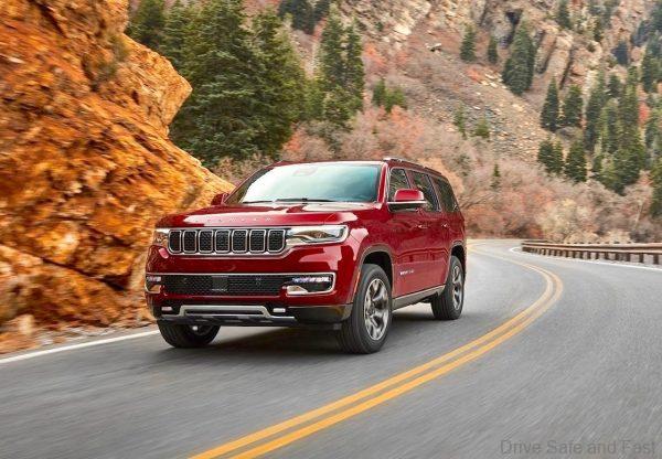 2022 Jeep Wagoneer
