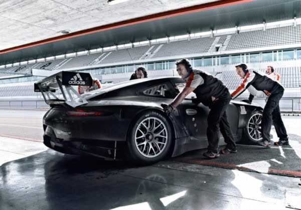 Porsche-911-RSR-13