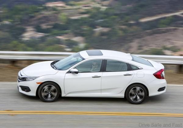 Honda-Civic_Sedan_2016_16
