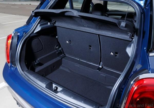 Mini-Cooper_5-door18