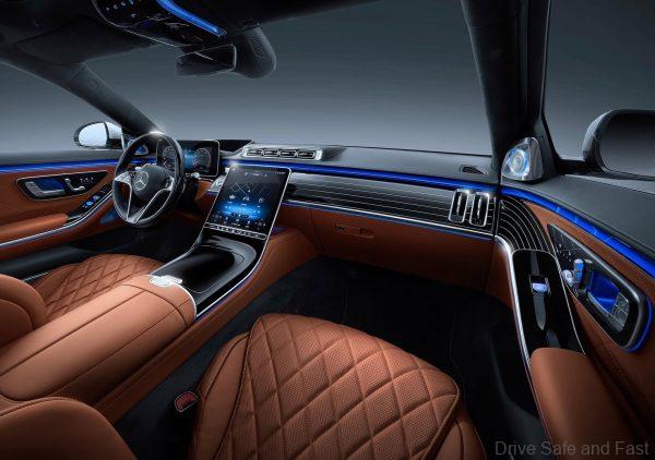Mercedes-Benz S-Class 2021_front passenger cabin
