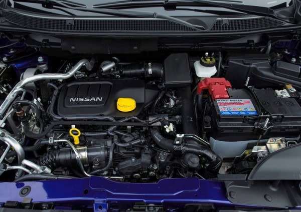 Nissan-Qashqai_2014_800x600_wallpaper_aa
