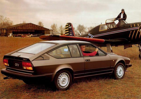 Alfa Romeo GTV6_rear shot