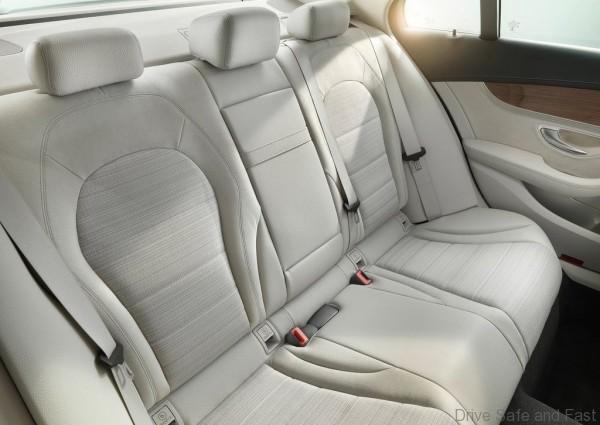 Mercedes-Benz-C-Class_2015_1024x768_wallpaper_40