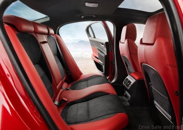 Jaguar-XE_S_2016_06