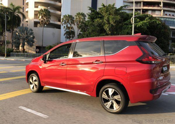 Mitsubishi XPANDER_side view