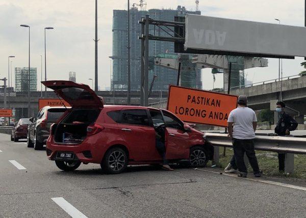 Car repair insurance claims_highway accident