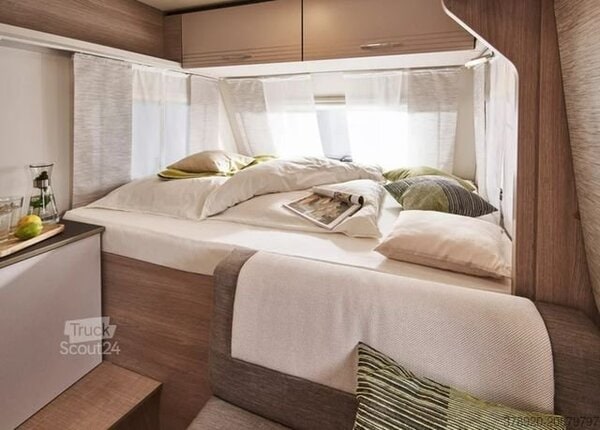 BÜRSTNER Premio Life 425 TS – Image 13