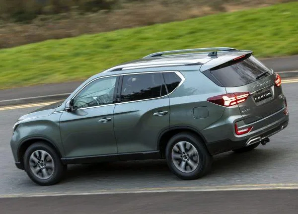 2022 SsangYong Rexton UK Spec in motion