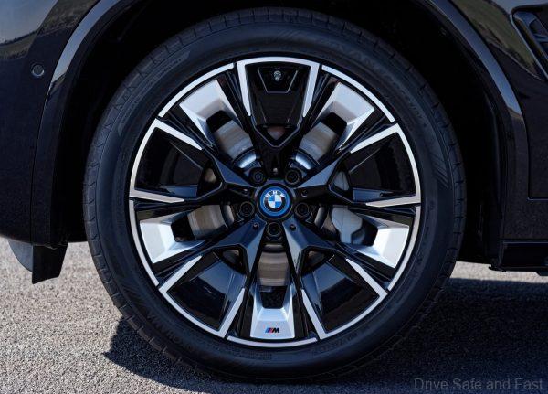 2022 BMW iX3 M Sport rims