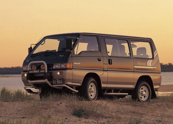 Mitsubishi Delica 4WD_1986