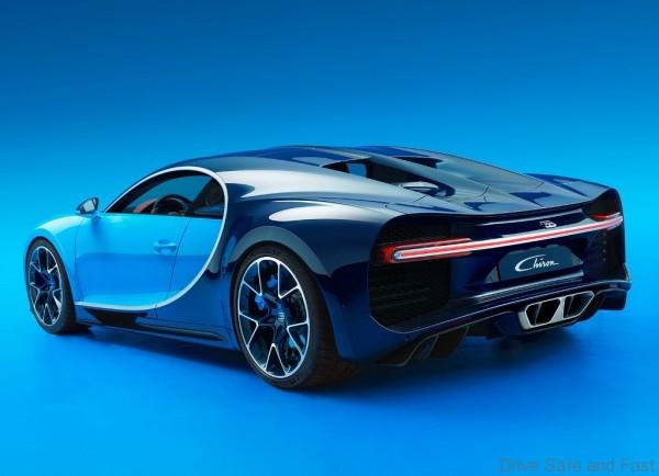 bugatti_chiron_1_1600x1