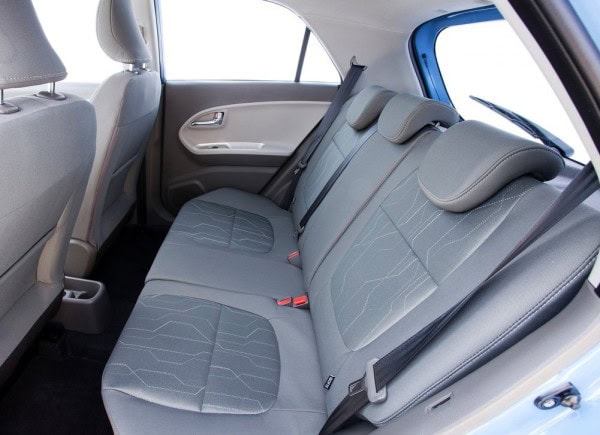 Kia-Picanto_2012_1024x768_wallpaper_b5
