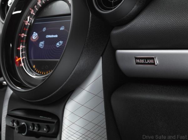 MINI Countryman Park Lane 06