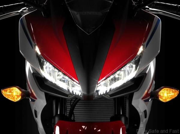 16YM CBR500R