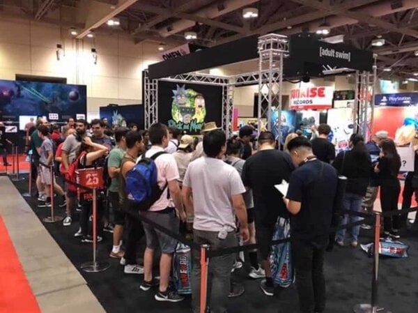 Human Claw Machine Rental / Human Crane rental for events in Los Angeles, Orange County, and nationwide